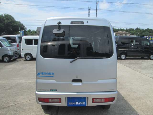 Mitsubishi Minicab MiEV 9