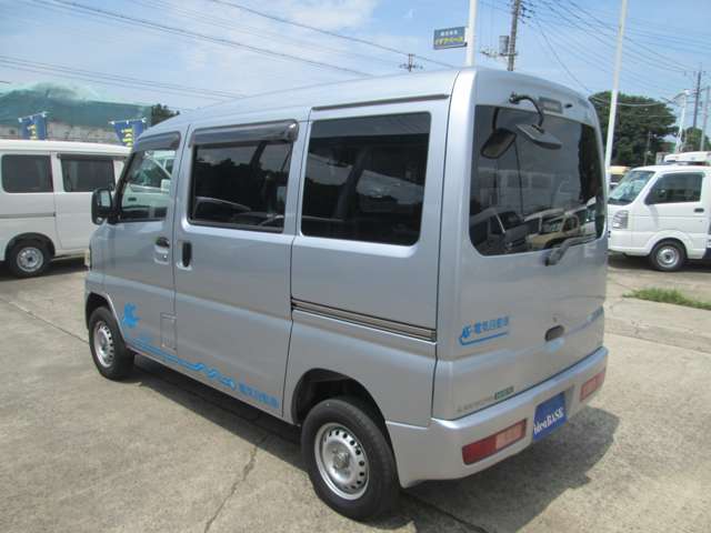 Mitsubishi Minicab MiEV 10