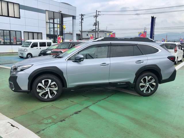 Subaru Legacy Outback 8