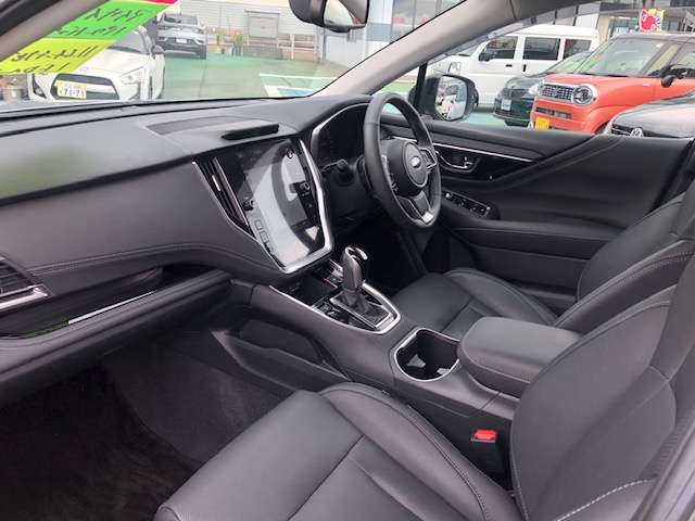 Subaru Legacy Outback 10