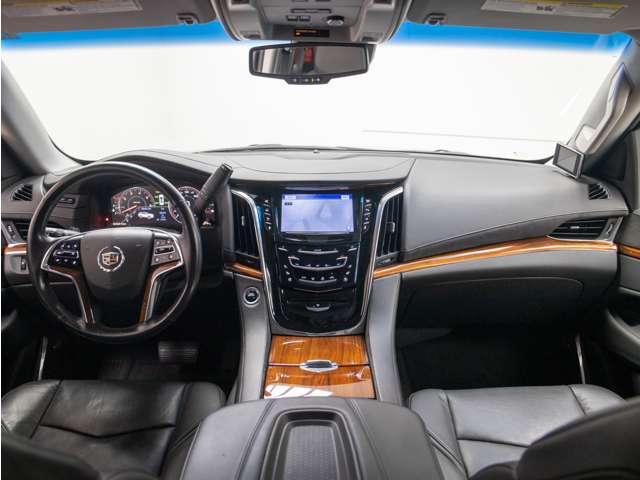 Cadillac エスカレード 5