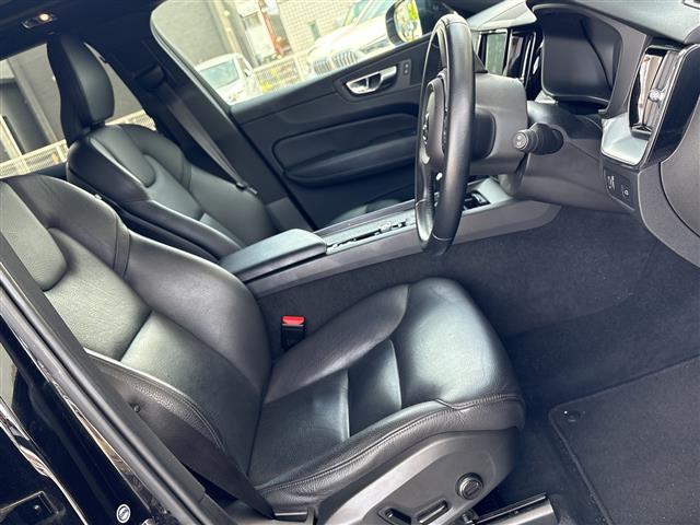 Volvo XC60 9