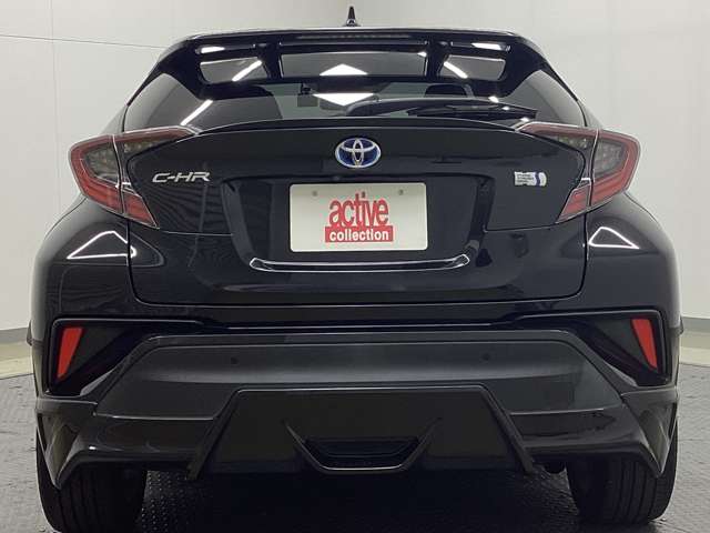 Toyota C-HR 10