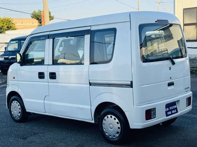 Suzuki Every 8