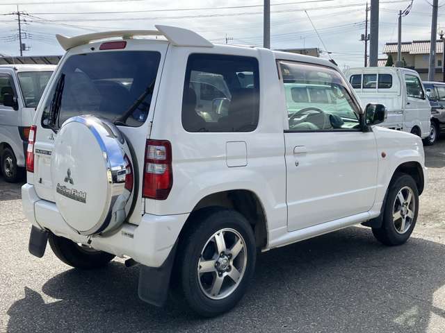Mitsubishi Pajero Mini 10