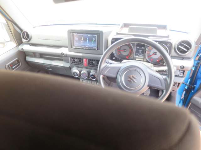 Suzuki Jimny 10