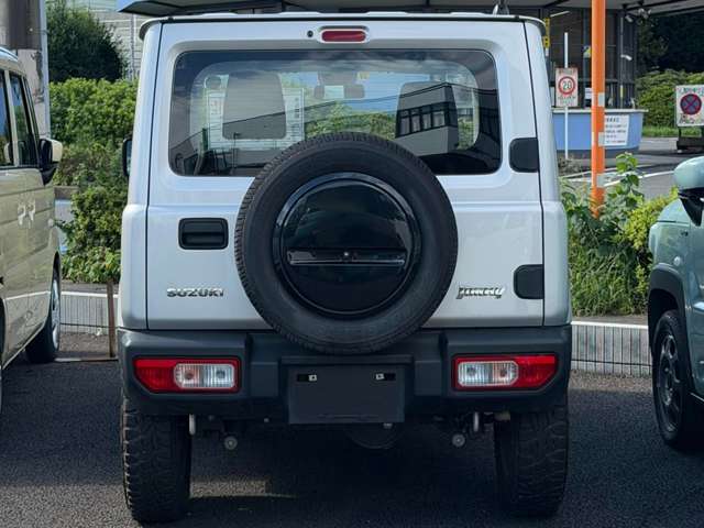 Suzuki Jimny 9