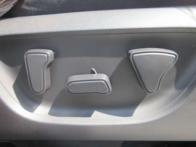 Toyota Yaris Cross 12