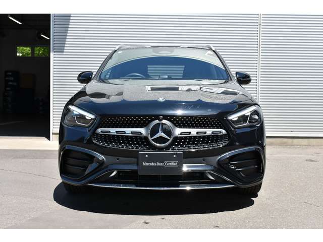 Mercedes-Benz GLA-Class 2