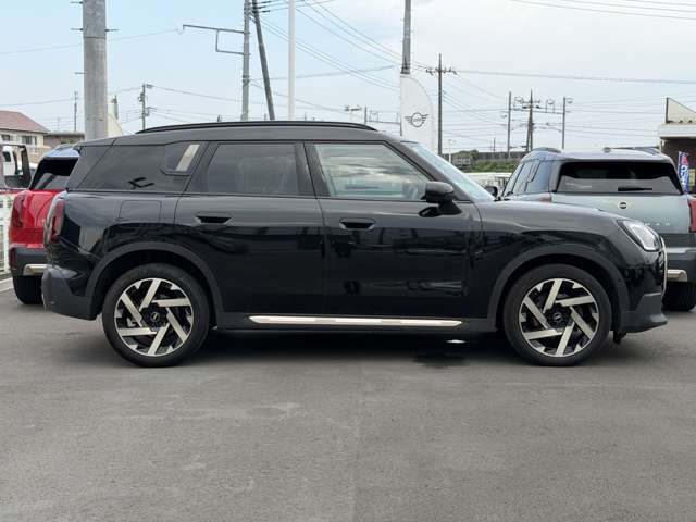 MINI Countryman 8