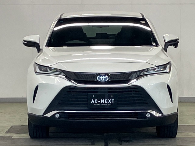 Toyota Harrier 4
