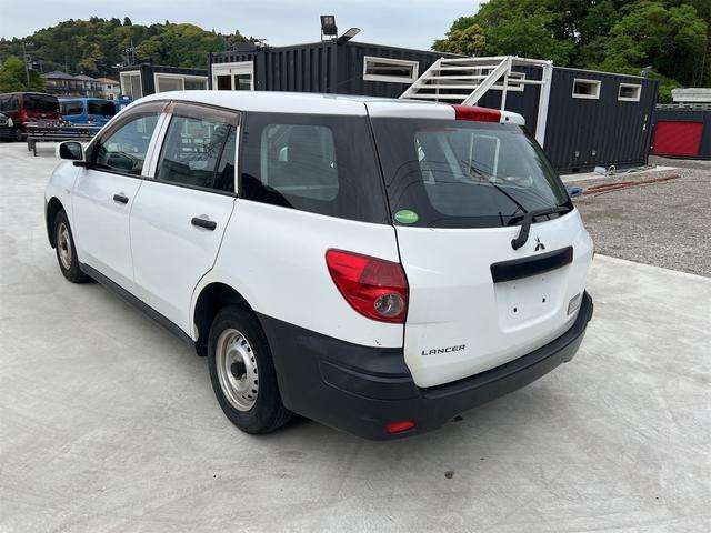 Mitsubishi ランサーカーゴ 7