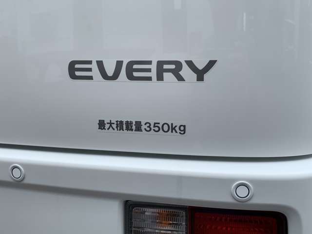 Suzuki Every 12