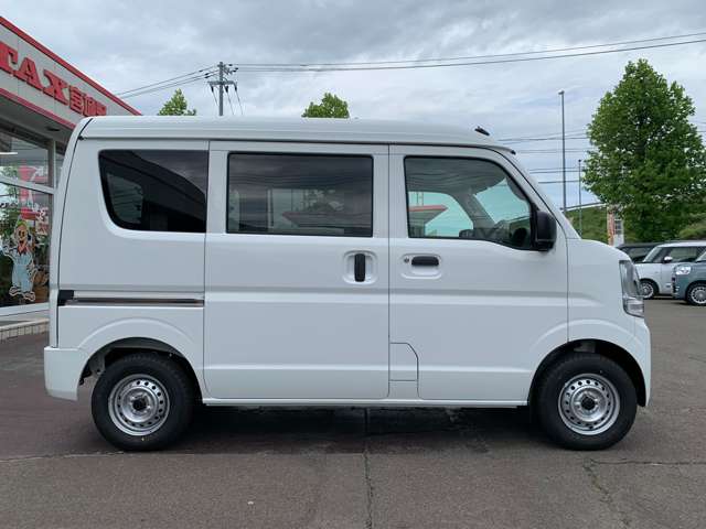 Suzuki Every 8