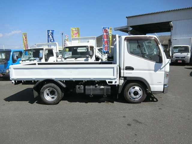 Mitsubishi Fuso Canter 9