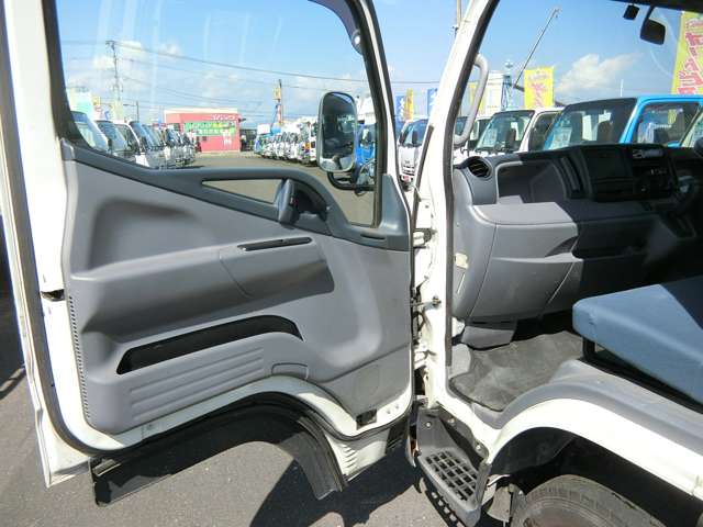 Mitsubishi Fuso Canter 10