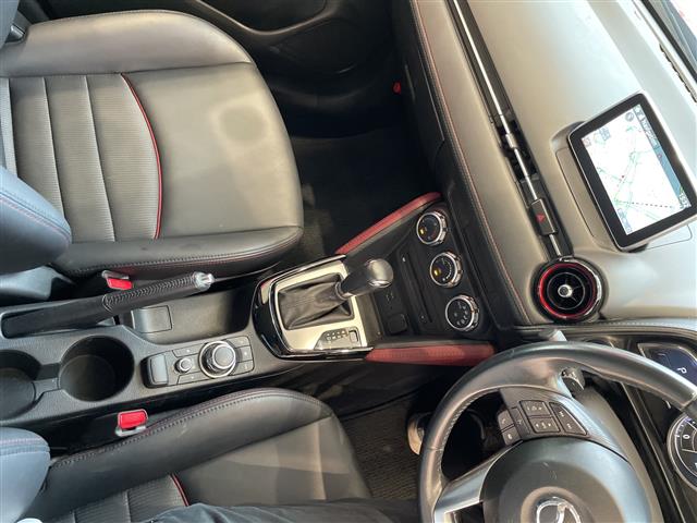 Mazda CX-3 11