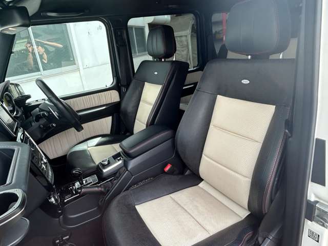 Mercedes-Benz G-Class 8