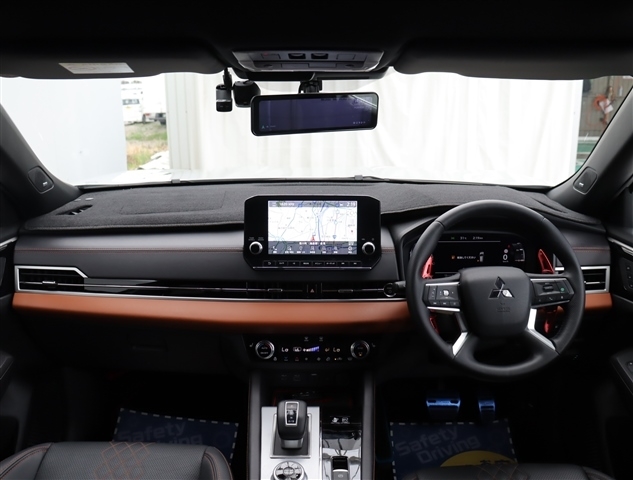 Mitsubishi Outlander 7