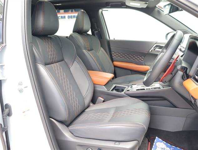 Mitsubishi Outlander 8