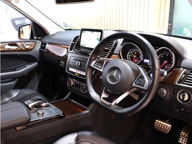 Mercedes-Benz GLS 12