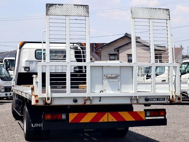 Mitsubishi Fuso Canter 2
