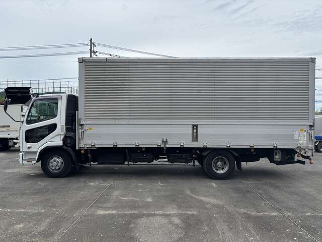 Mitsubishi Fuso Fighter 4