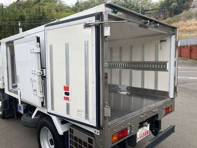 Mitsubishi Fuso Canter 6
