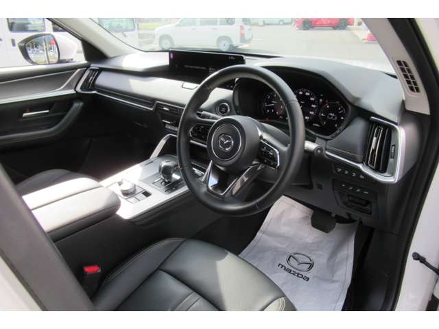 Mazda CX-80 4