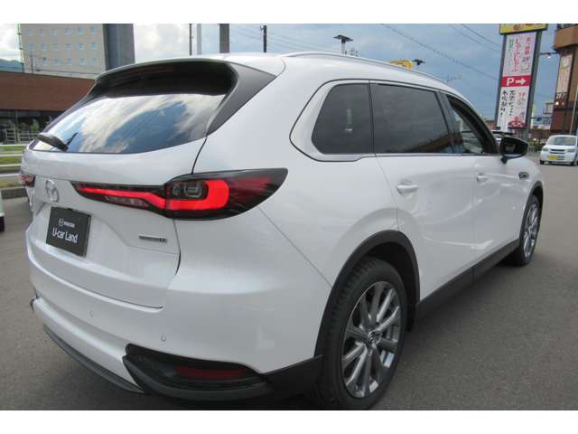 Mazda CX-80 10