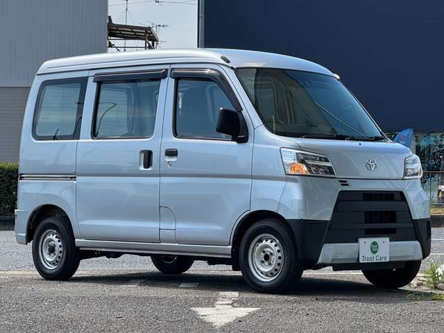 Toyota Pixis Van 5