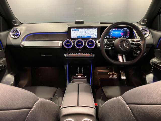 Mercedes-Benz GLB 12