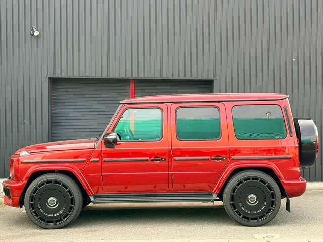 Mercedes-Benz G-Class 9