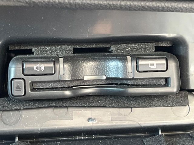 Subaru Legacy Outback 6