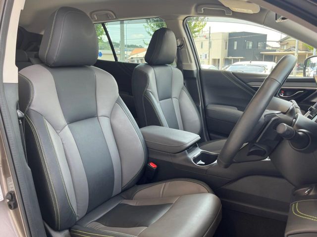 Subaru Legacy Outback 9