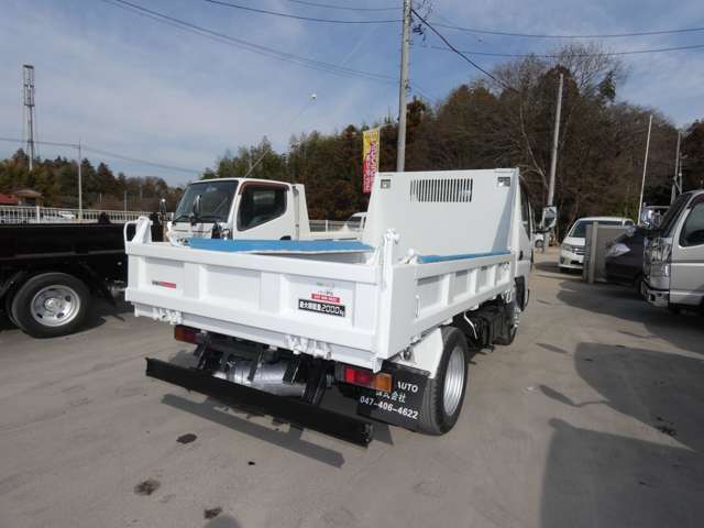 Mitsubishi Fuso Canter 7