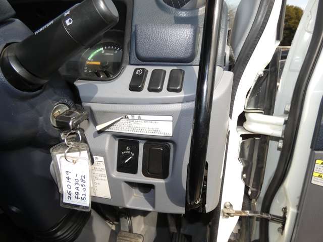 Mitsubishi Fuso Canter 11