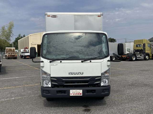 Isuzu Elf 6