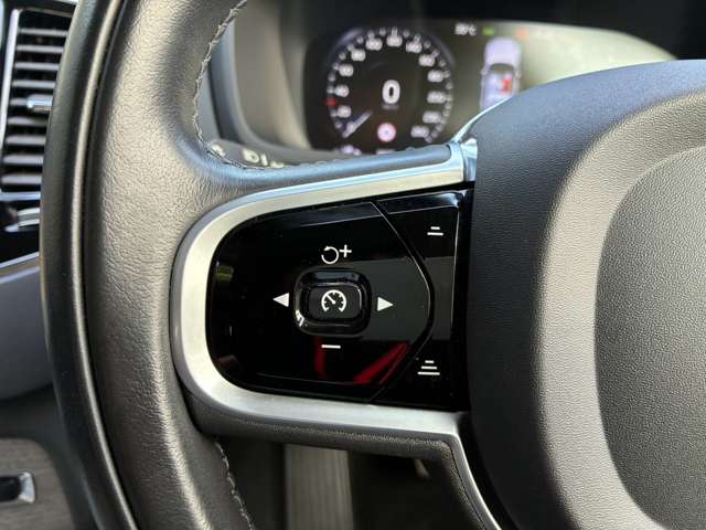 Volvo XC90 12