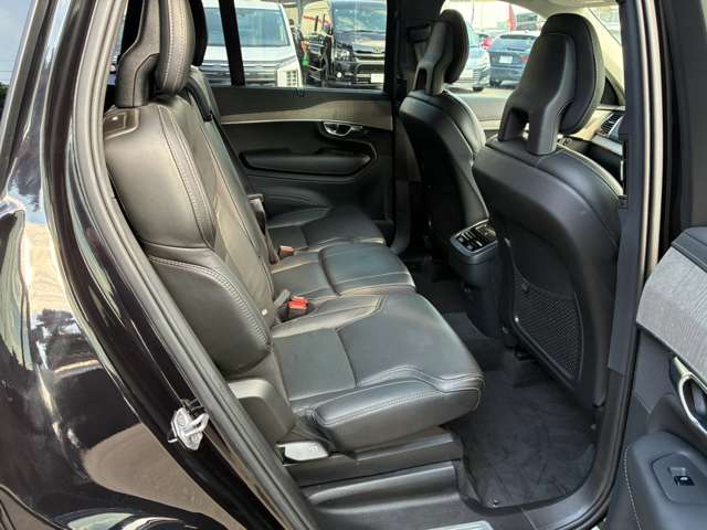 Volvo XC90 8