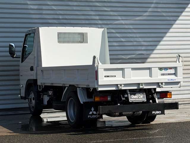 Mitsubishi Fuso Canter 8