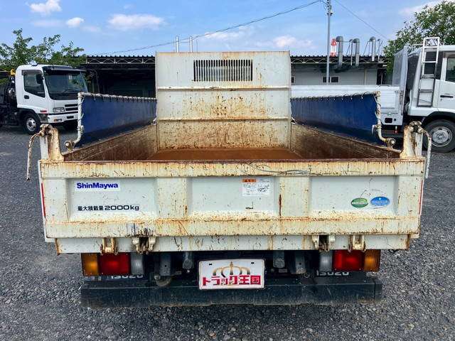 Isuzu Elf 11