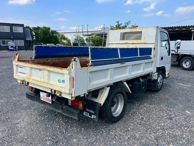 Isuzu Elf 12