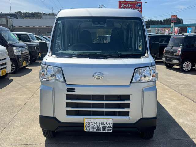 Daihatsu Hijet Cargo 2