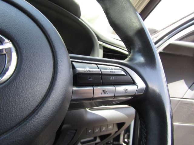 Mazda CX-30 4