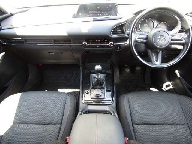 Mazda CX-30 6