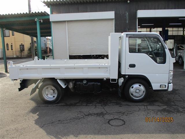 Isuzu Elf 5