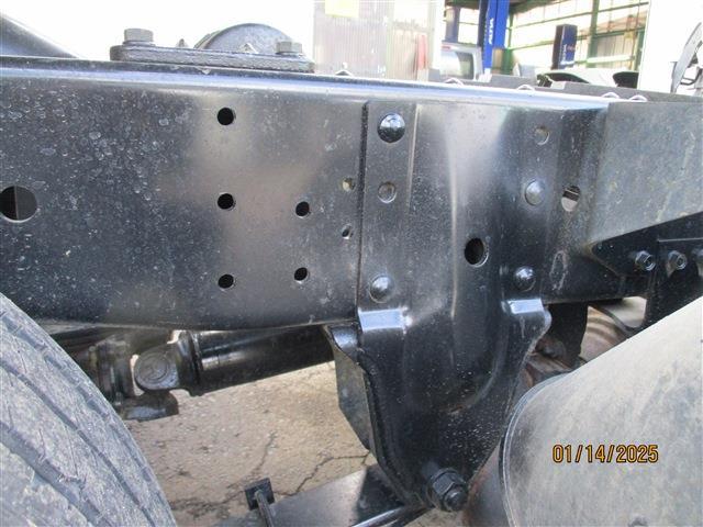 Isuzu Elf 10