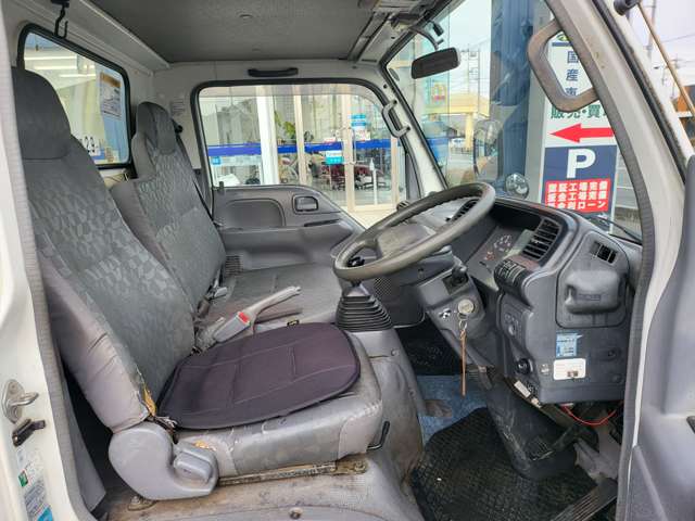 Isuzu Elf 3