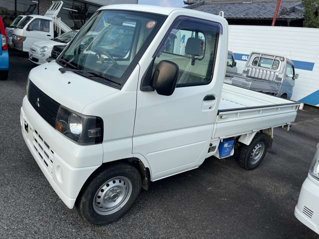 Mitsubishi Minicab Truck 2